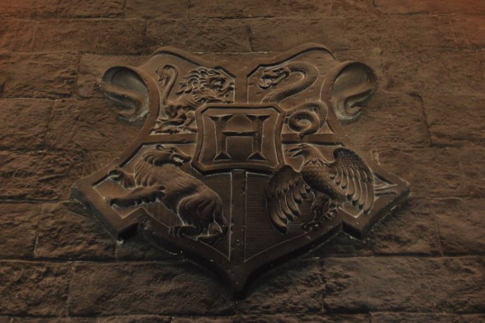 hogwarts-school-quiz-quizards হগওয়ার্টস স্কুল কুইজ - কুইজার্ডস
